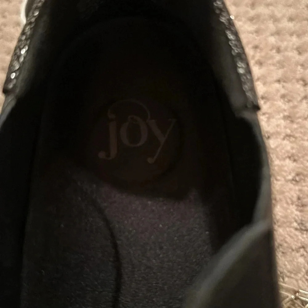 Black Leather Sneakers - Picture 6 of 7